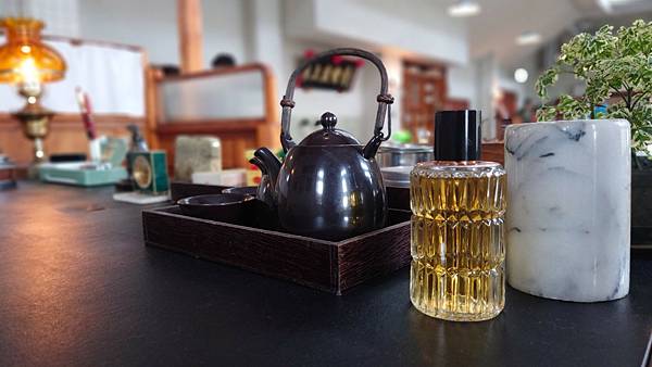 Les Bains Guerbois 1900 L'heure de Proust 藍莓伯爵茶－Miss