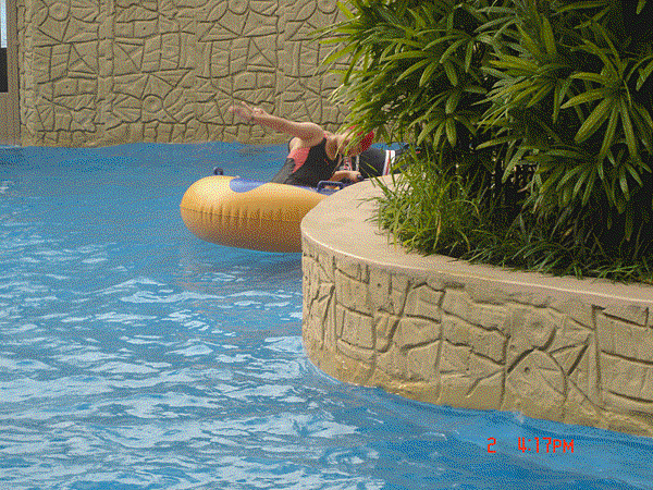 20090502劍湖山_Vivi_Esther.gif