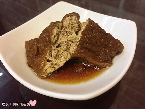 【高雄左營｜小吃】金府嘉義火雞肉飯(崇德店)。菜色多樣好吃平