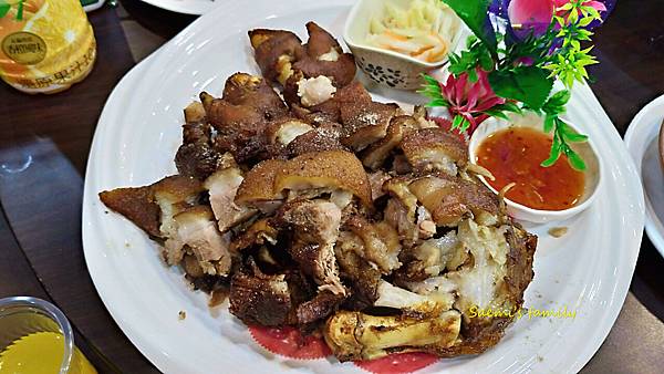 【高雄岡山】佳香品味小菜館 CP值超高,價格平實菜色豐富 【高雄岡山】佳香品味小菜館 CP值超高,價格平實菜色豐富