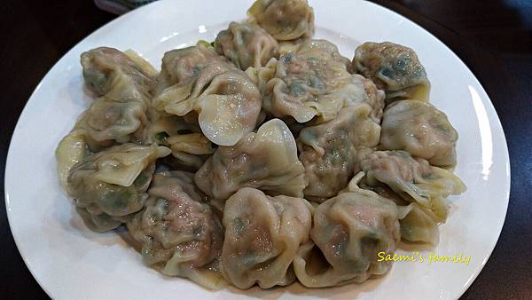 【高雄岡山】佳香品味小菜館 CP值超高,價格平實菜色豐富 【高雄岡山】佳香品味小菜館 CP值超高,價格平實菜色豐富