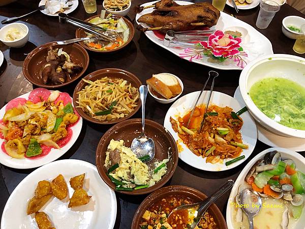 【高雄岡山】佳香品味小菜館 CP值超高,價格平實菜色豐富 【高雄岡山】佳香品味小菜館 CP值超高,價格平實菜色豐富