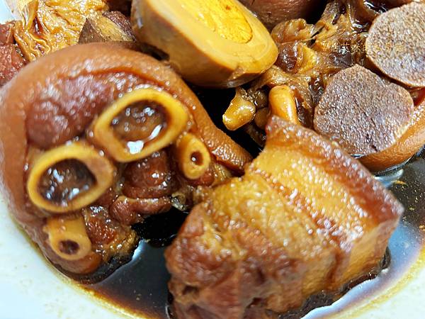 【高雄鼓山】真珠台灣佳味(義享店) 饗賓集團旗下台菜料理 【高雄鼓山】真珠台灣佳味(義享店) 饗賓集團旗下台菜料理