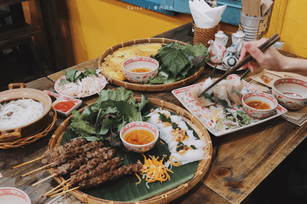 越南胡志明美食 胡志明傳統小吃 檳城市場 Bếp Mẹ Ỉn - Authentic Traditional Vietanamese Cuisine 賽的日札 賽在越南-39-min.png