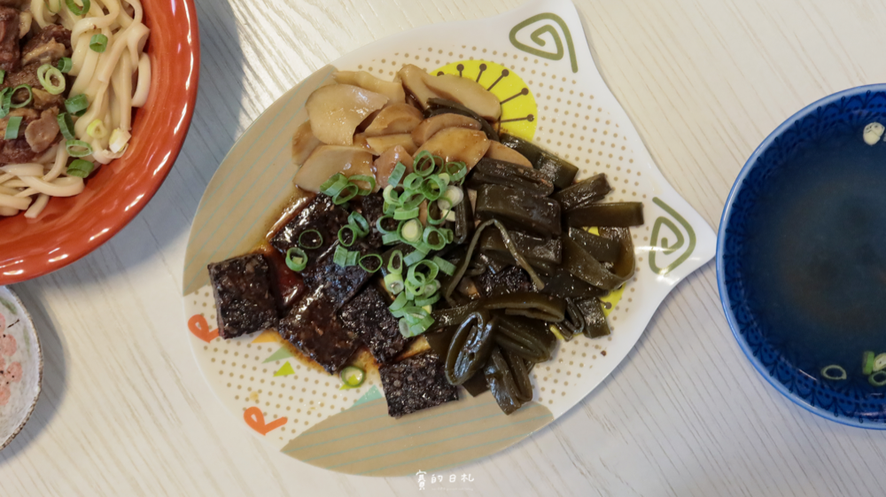 鳥咘麵食館 台中北區美食 台中小吃 台中北區小吃 賽的日札 台中陽春麵麻醬麵_-13.png