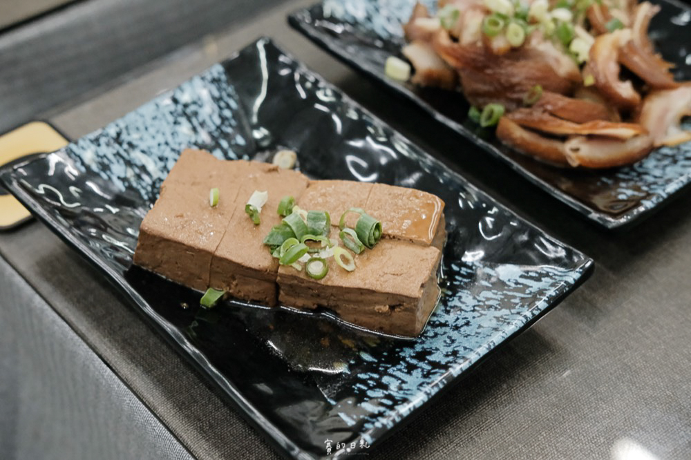 新馬風味小廚（海南雞飯，當歸烤鴨） 台中馬來西亞料理 台中美食推薦 賽的日札_-34.png