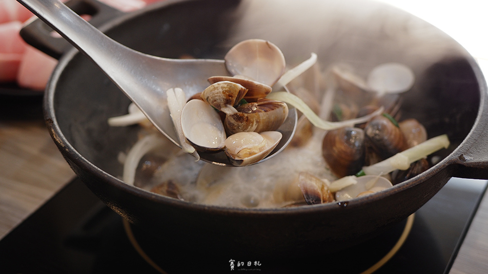 濎極鍋物 陳稜店|彰化火鍋|彰化也能吃到來自澳門的蛤蠣爆炸多卜卜鍋!當然也是彰化燒酒雞鍋、石頭火鍋、平價火鍋推薦 ♥