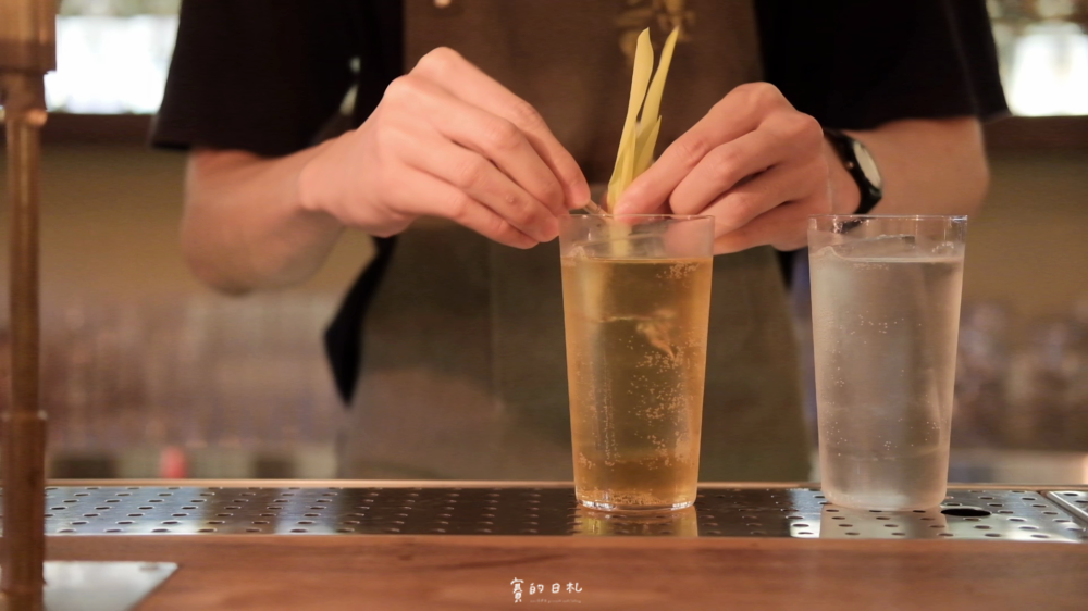 台南北區酒吧 MOONROCK 賽的日札 _0006.png 台南北區酒吧 MOONROCK 賽的日札 _0006.png