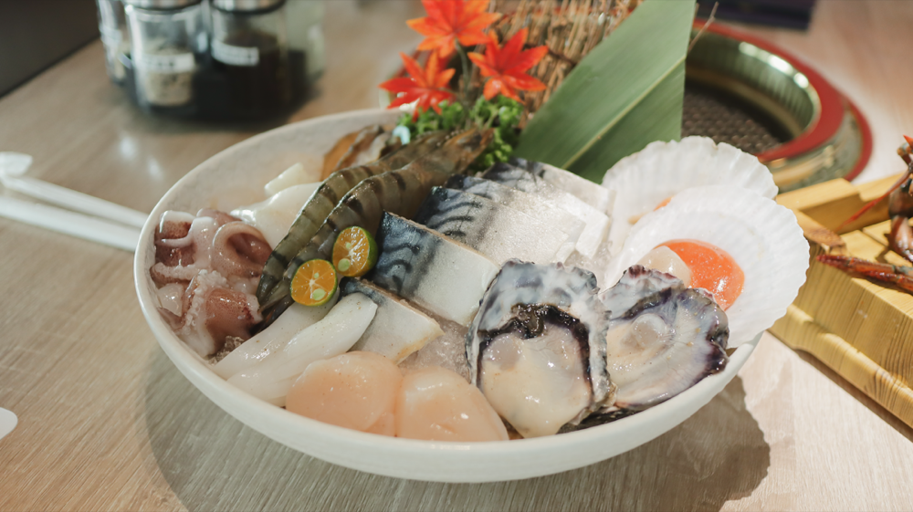 紅巢燒肉工房 頂級日本A5和牛 炙燒鮭魚起司飯 鮭魚卵丼飯 慶生免費送蛋糕 台中燒肉 台中餐廳_-26.png