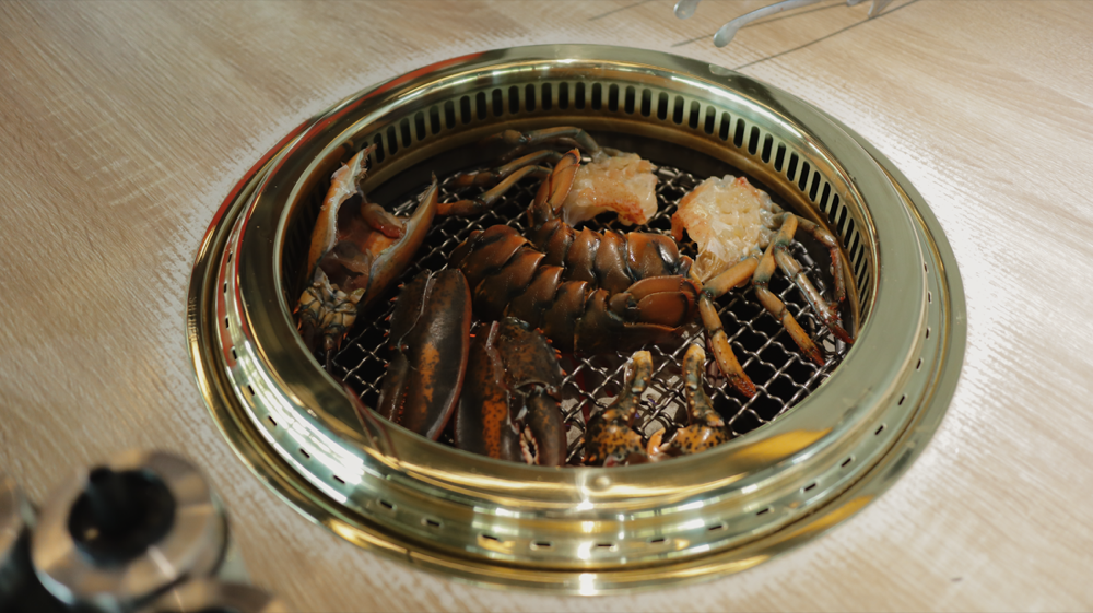 紅巢燒肉工房 頂級日本A5和牛 炙燒鮭魚起司飯 鮭魚卵丼飯 慶生免費送蛋糕 台中燒肉 台中餐廳_-69.png