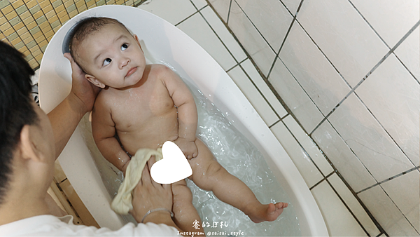 丹麥 mininor寶寶浴缸 蛋型浴缸 新生兒浴架_-15.png