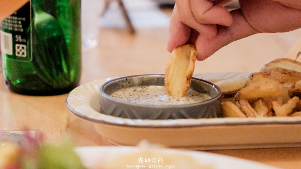 熊轉家田咖哩｜台中霧峰餐酒館｜霧峰超讚的營業到1點的老宅酒吧