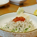 無菜單-吻仔魚佐鮭魚卵丼飯