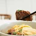 萬萬兩牛肉麵 K歌必備-13-min.JPG