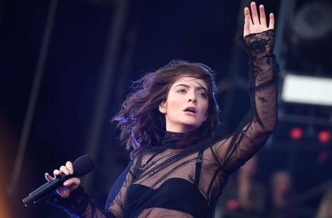 LORDE-THESUN-2017002.jpg LORDE-THESUN-2017002.jpg