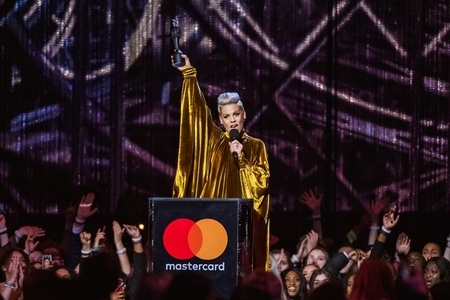 BRIT-PINK-2019-001.jpg BRIT-PINK-2019-001.jpg