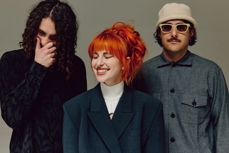 PARAMORE-2023-01.jpg