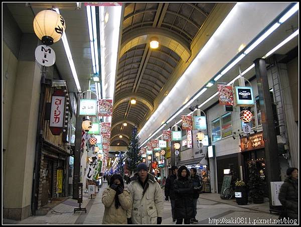 札幌狸小路--我沒在照你啦