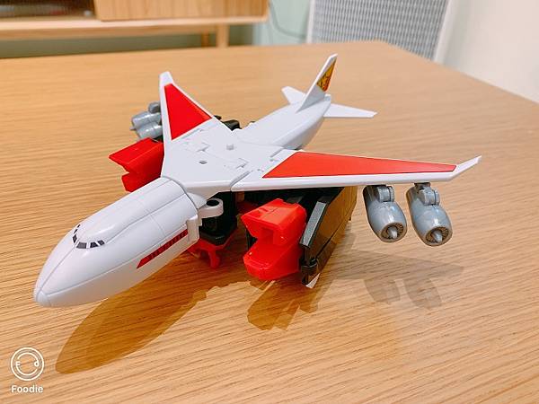 火焰巨無霸1.JPG 火焰巨無霸1.JPG