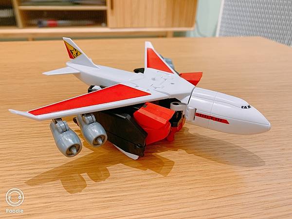 火焰巨無霸2.JPG 火焰巨無霸2.JPG