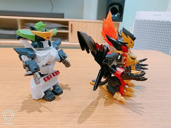 D-Style J巨神王vs始源-右側.jpg D-Style J巨神王vs始源-右側.jpg