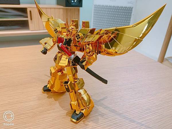 鍍金天空黃金德蘭-左側.JPG 鍍金天空黃金德蘭-左側.JPG