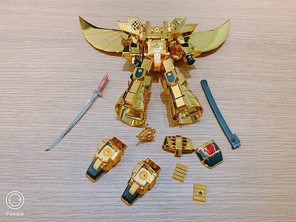 鍍金終極黃金德蘭-黃金獸合體.JPG 鍍金終極黃金德蘭-黃金獸合體.JPG