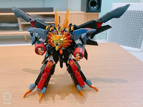 始源‧我王凱牙展開黑翼-正面.JPG 始源‧我王凱牙展開黑翼-正面.JPG