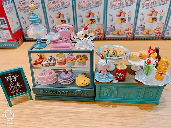 史努比美式甜品屋-上櫃子.JPG 史努比美式甜品屋-上櫃子.JPG