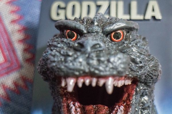 哥吉拉 面紙盒 衛生紙盒 Godzilla  (2).jpg