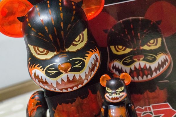 BE@RBRICK 透明體 紅蓮哥吉拉 (1).jpg