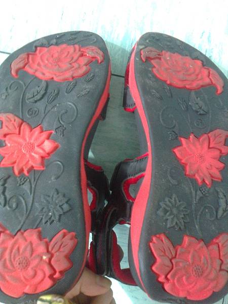 新紅防水鞋3