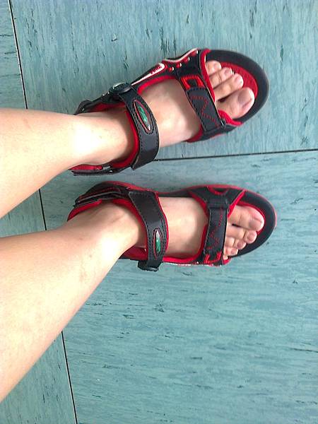 新紅防水鞋1