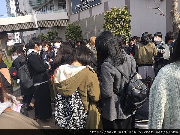 排隊人潮10點時.jpg 排隊人潮10點時.jpg