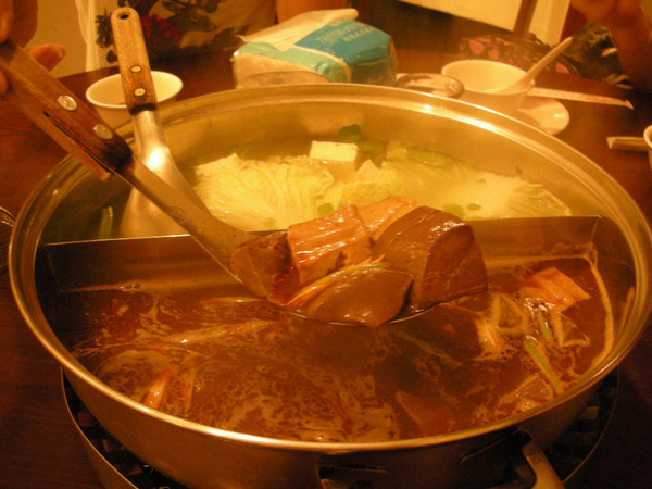 湯底鴨血 豆腐可以吃到飽