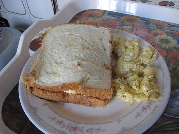 小櫻特製牛奶雞蛋三明治04