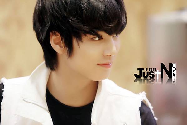 120830-NUEST-at-Coffee-Chu-JR-4-Credit-Just-For-NUEST