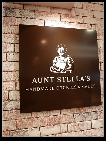 AUNT STELLA'S