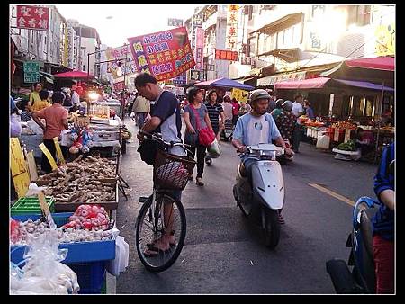 內惟市場水果區