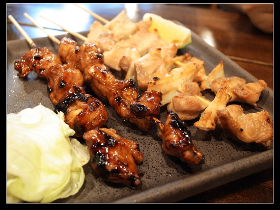 鹽烤雞肉軟骨串 & 烤雞肉串