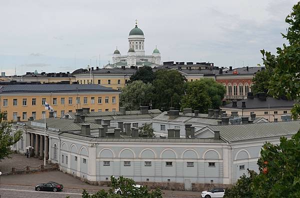 從烏斯別斯基東正教大教堂看大教堂