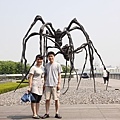 三星美術館旁的2個大小蜘蛛