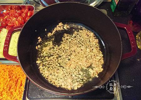 孤身廚房-波隆納紅酒肉醬義大利扁麵9.jpg 孤身廚房-波隆納紅酒肉醬義大利扁麵9.jpg