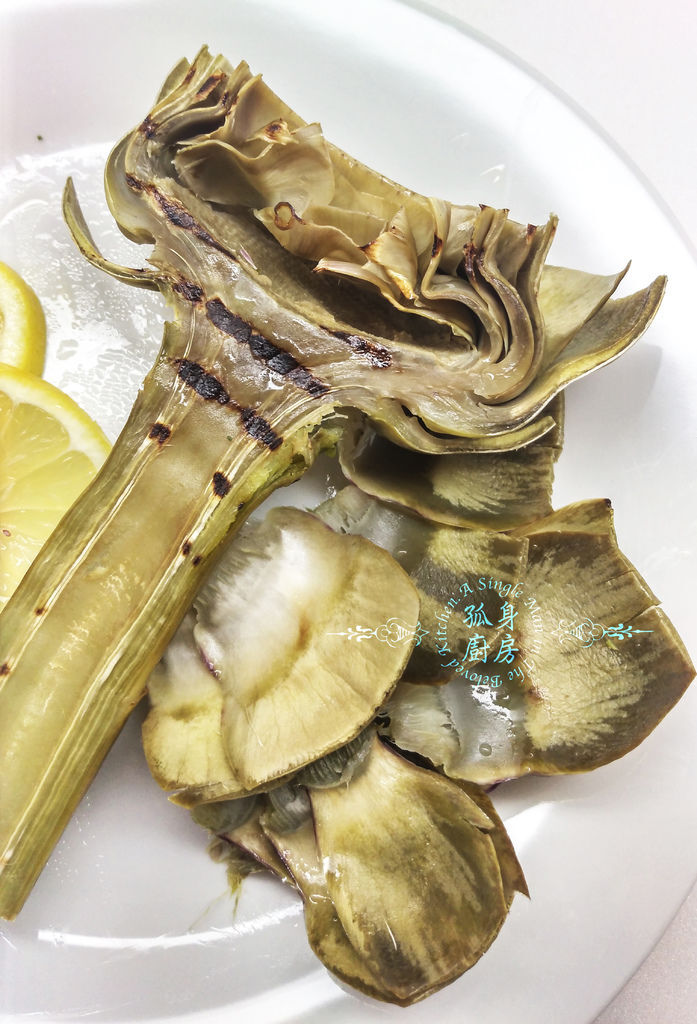 孤身廚房-義式綜合香料橄欖油蒸烤朝鮮薊30.jpg 孤身廚房-義式綜合香料橄欖油蒸烤朝鮮薊30.jpg