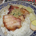 三寶飯(燒肉,叉燒,油雞)1.JPG