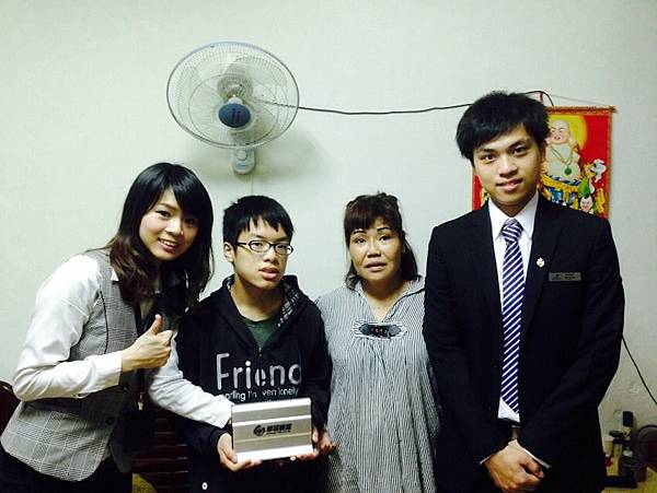 獎助優秀學子-易上民