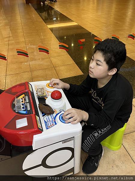 住飯店也可以玩到Gaole機台  草噴五星基格爾德