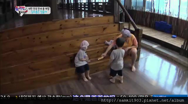 2015-07-12 슈퍼맨이 돌아왔다(中字).mp4_20160314_013025.781.jpg