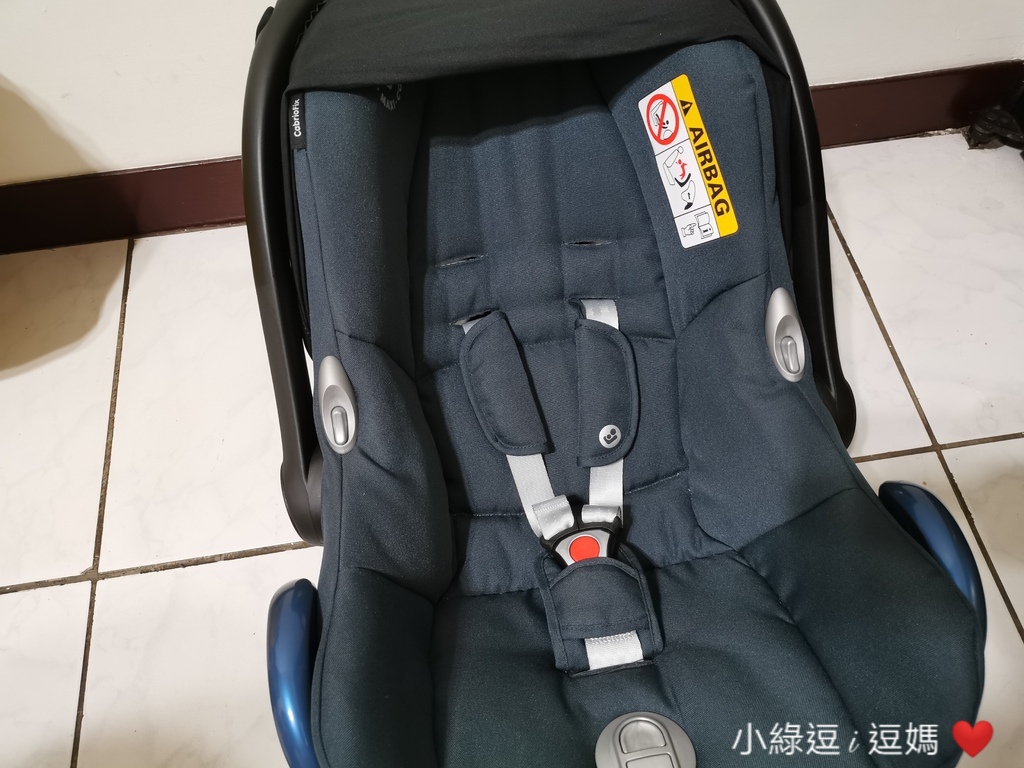 新生兒外出必備！一打二出門好工具┃ MAXI-COSI  C