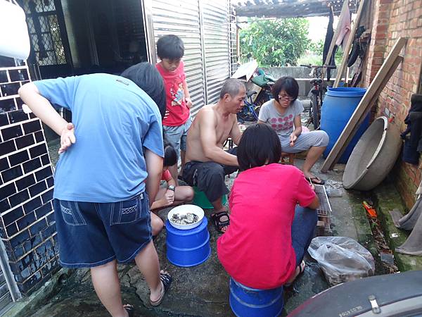 中秋烤肉趣 (4).JPG